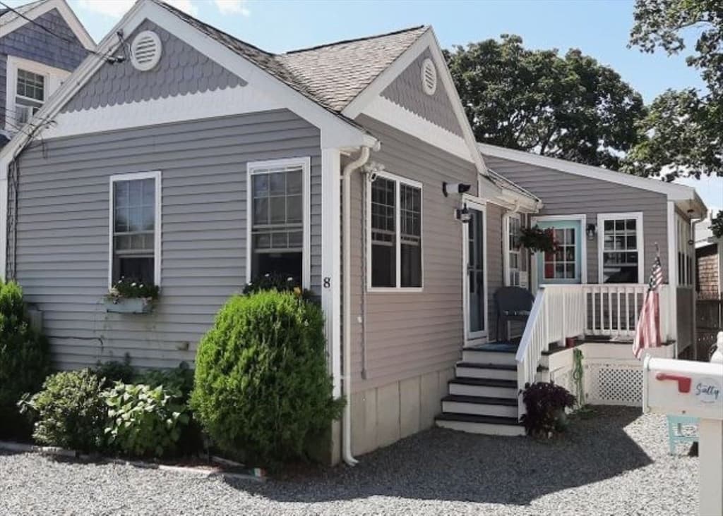 8 Dogwood Lane photo 2