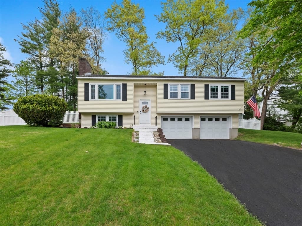 6 Seneca Drive