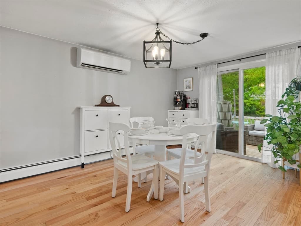 6 Seneca Drive photo 4