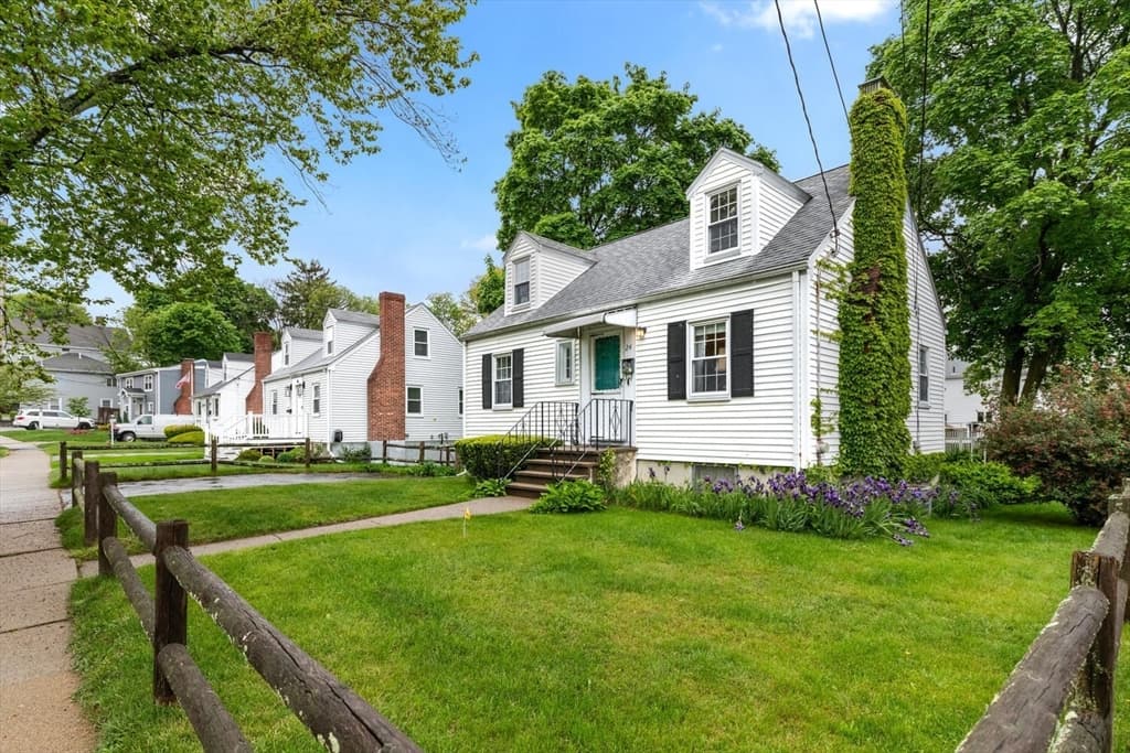 24 Edward Rd photo 3