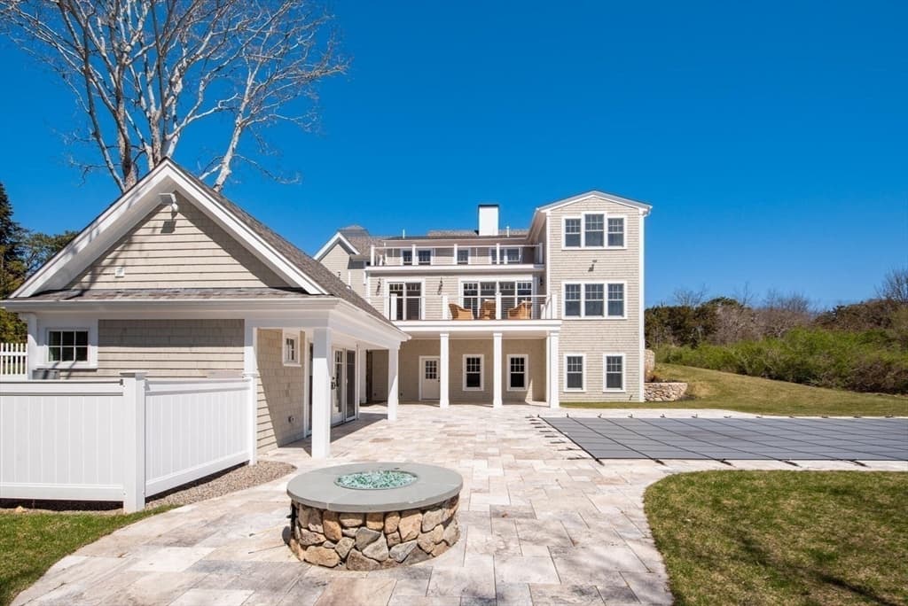 159 Sesuit Neck Road photo 4