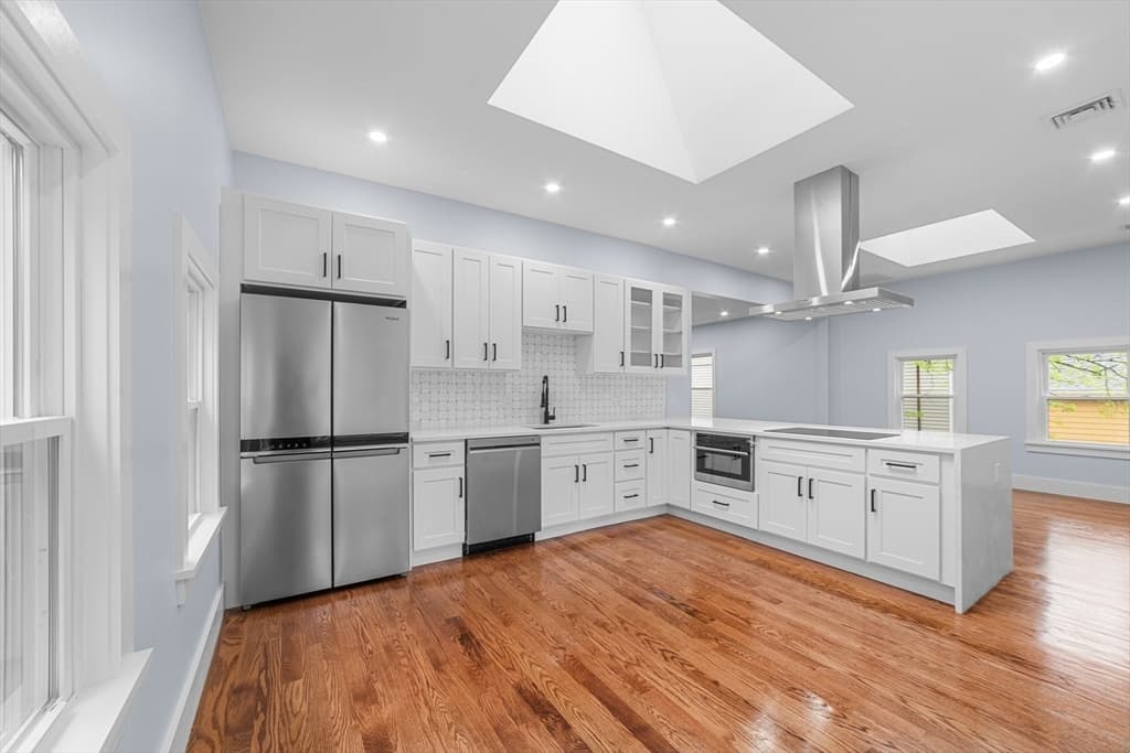 11 Ashmont St photo 4