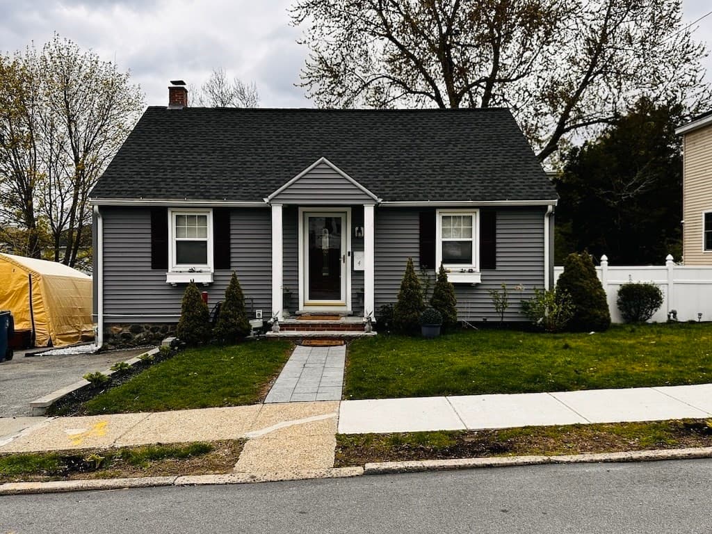 4 Stevens Ave