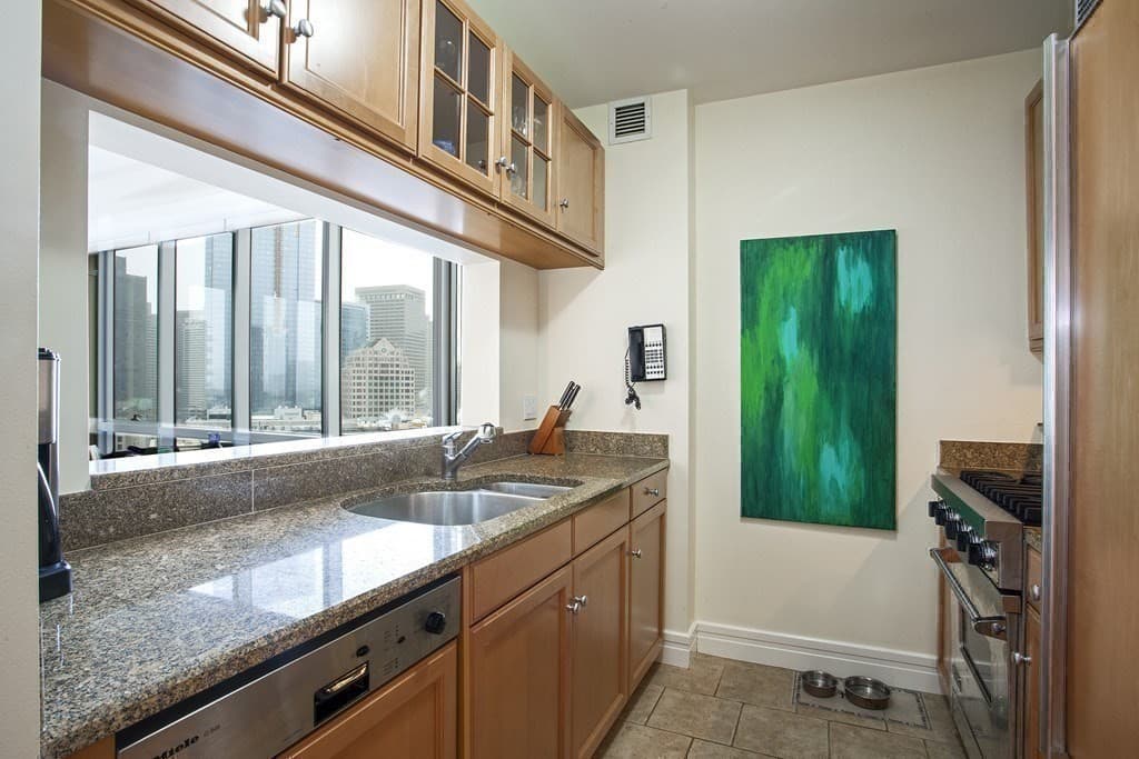 2 Avery Street #21G photo 5