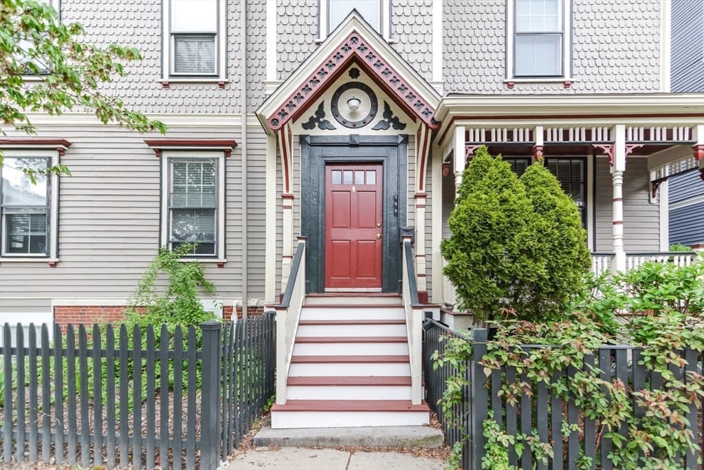 164 Boston St #3 photo 3