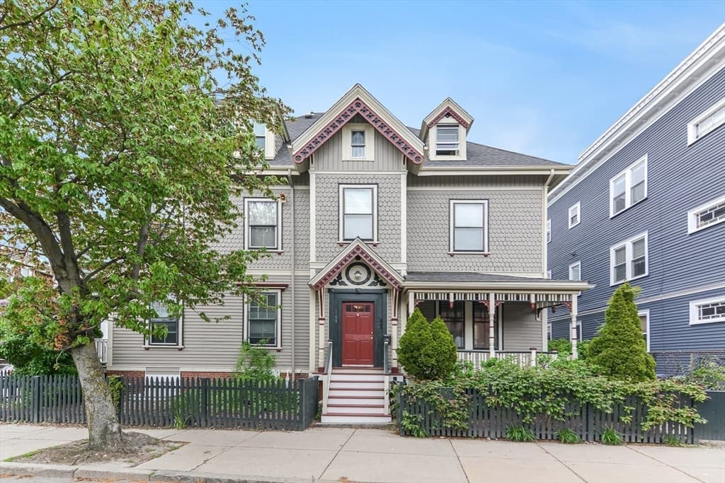 164 Boston St #3