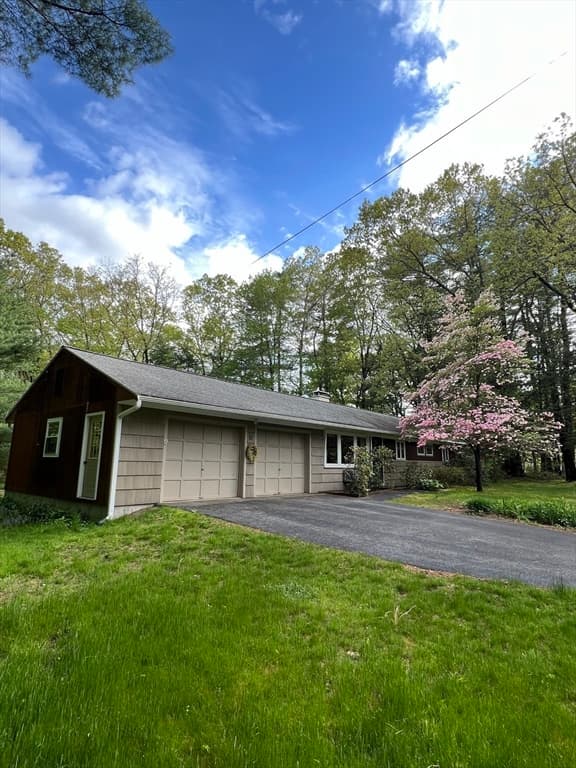 11 Elsbeth Rd photo 2