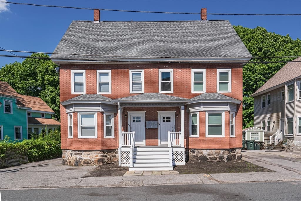 44 Saunders Street #1