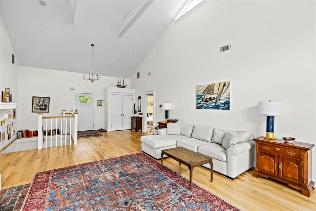 4 Cushing Street photo 4