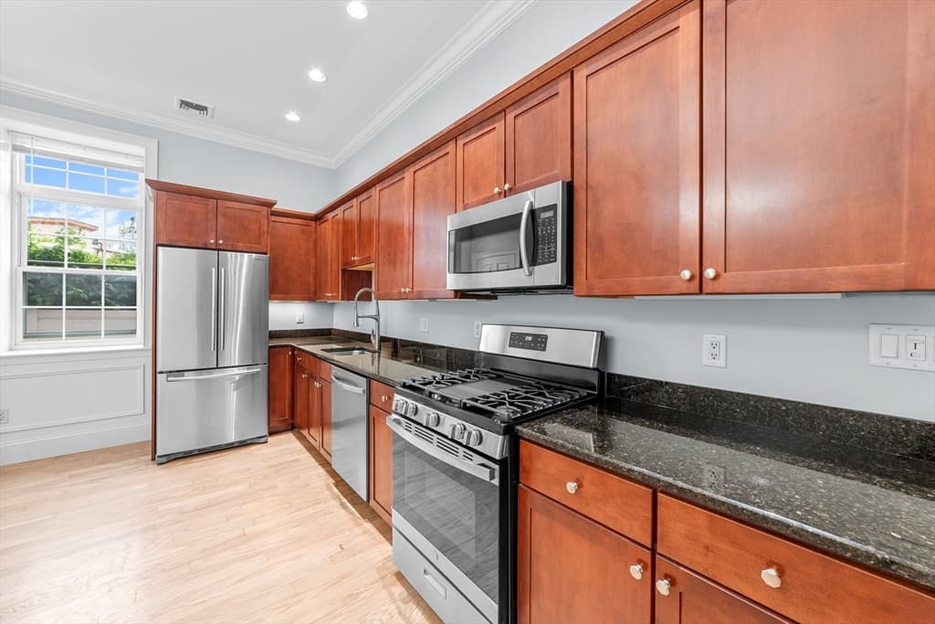 87 Franklin St #106 photo 5