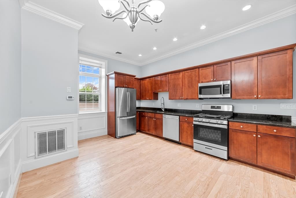 87 Franklin St #106 photo 4