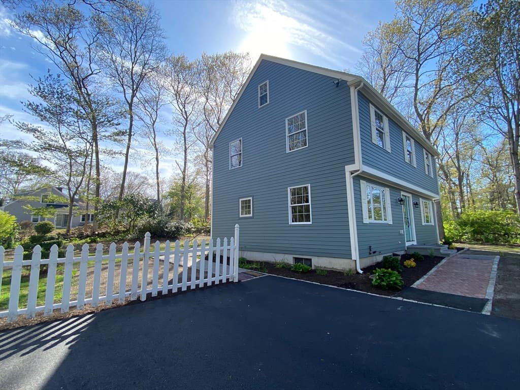 5 Scarborough Cir photo 3