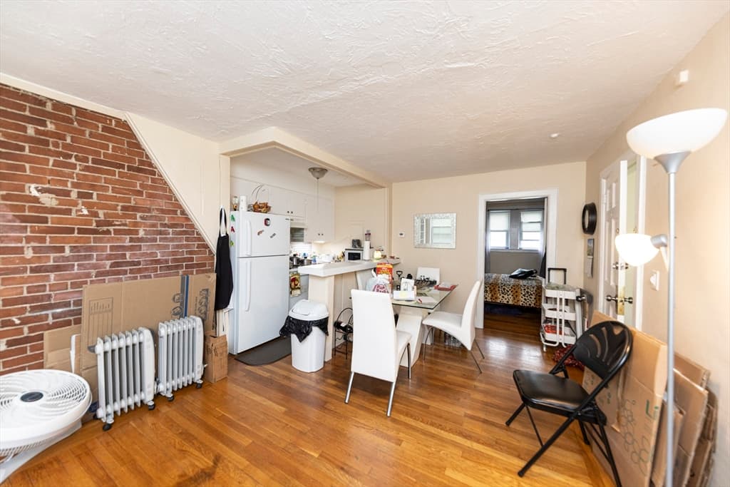 10 Clinton St. #4 photo 2