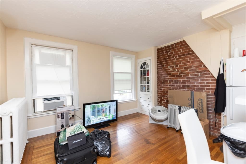 10 Clinton St. #4