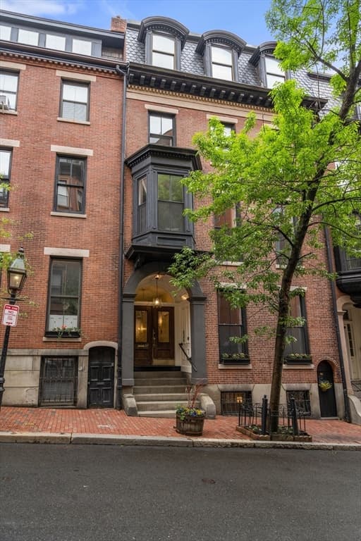 47 Hancock St #2 photo 2