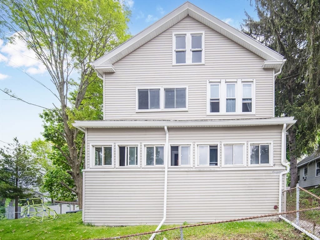 17 Princeton St