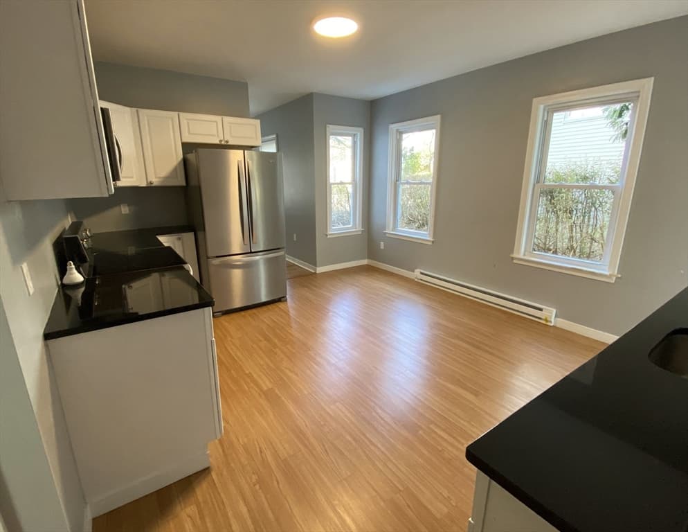 10 Sterling St #1 photo 3