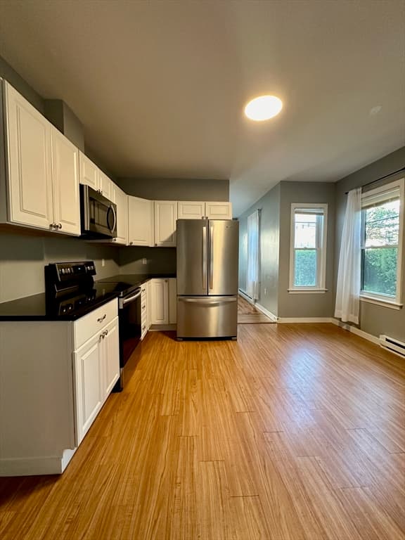 10 Sterling St #1 photo 5