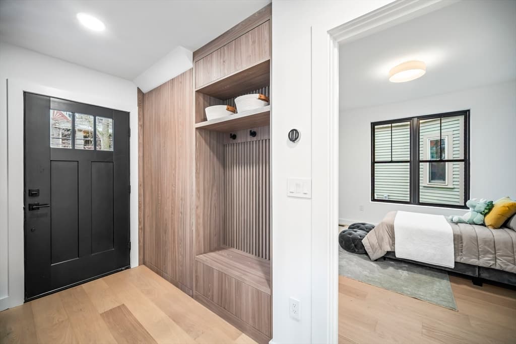 19 Leonard Ave #1 photo 5