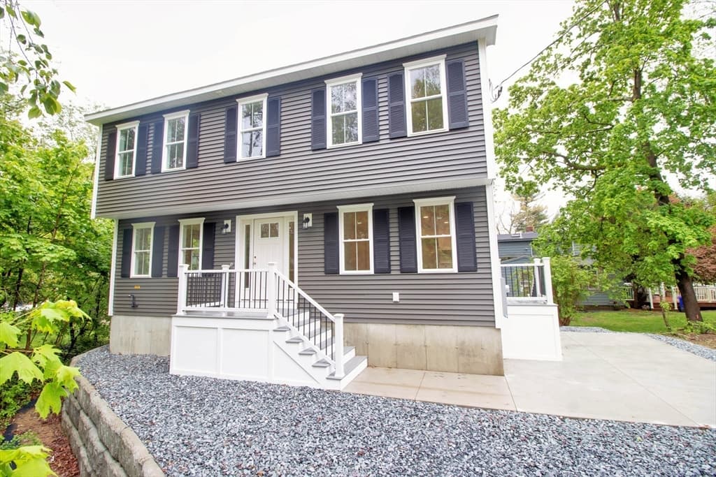 24 Evergreen Road
