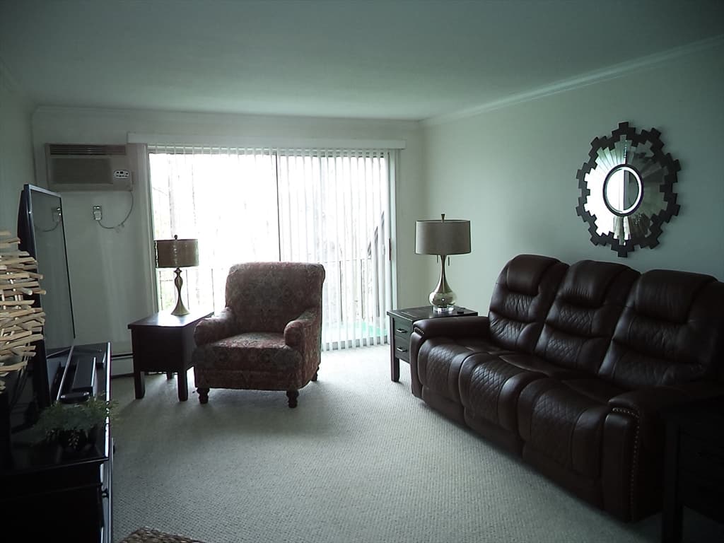 3 Pembroke Dr. #22 photo 3