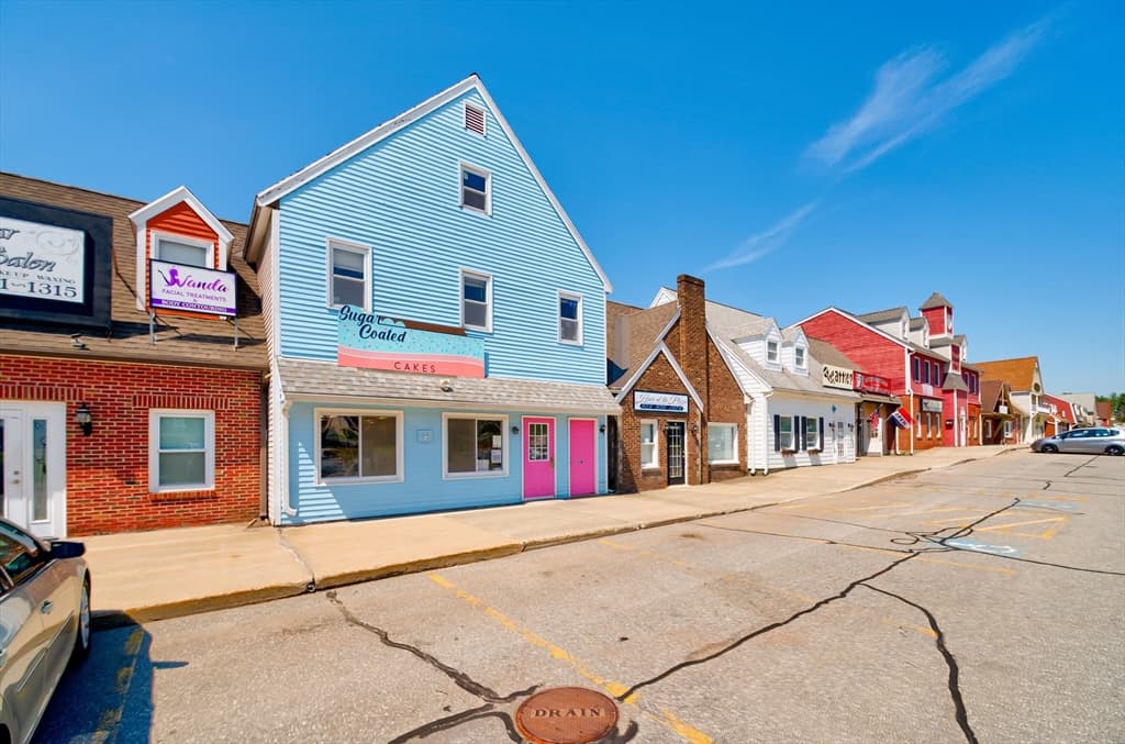1794 Bridge St #13-A photo 3