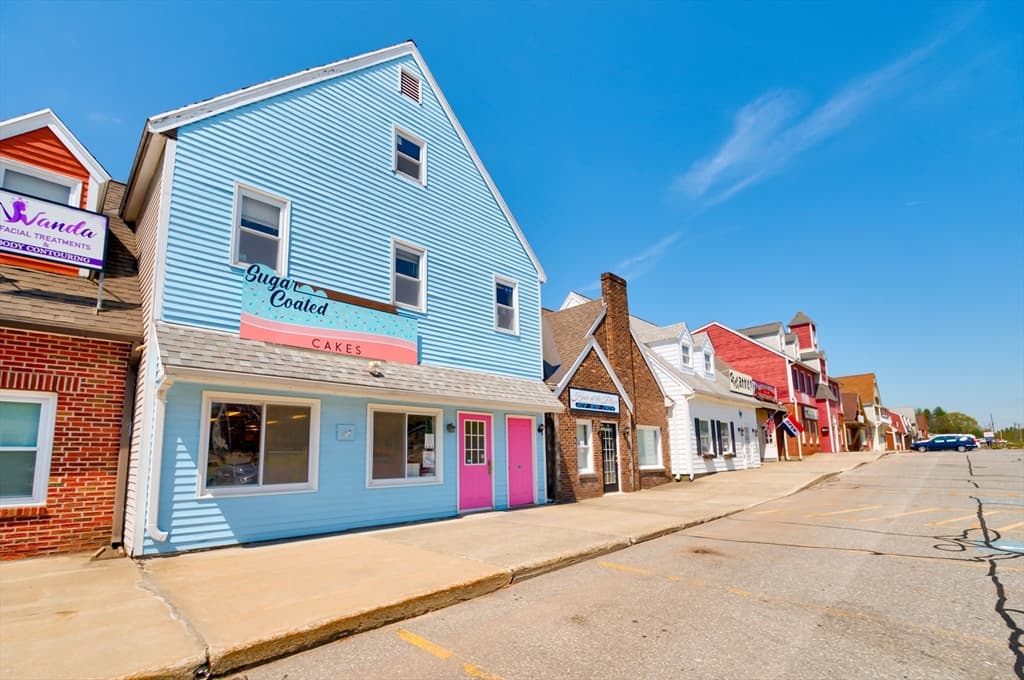 1794 Bridge St #13-A photo 4