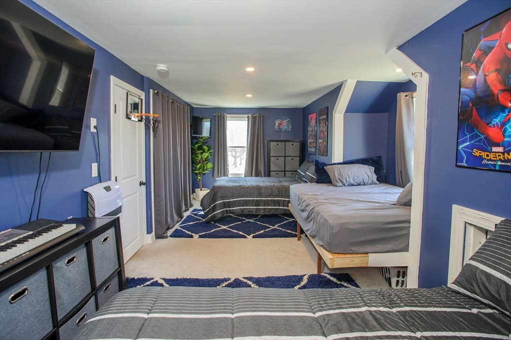16 Franklin Ave photo 5