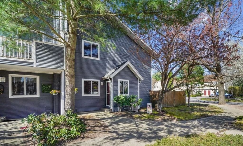 24 Magnolia Street #1A