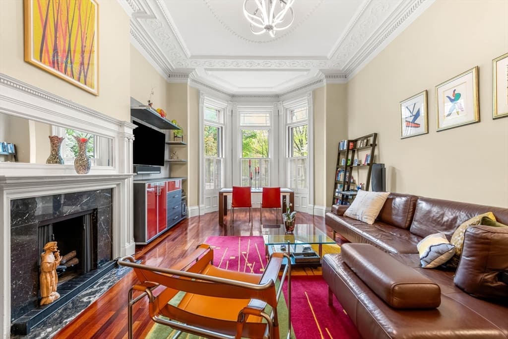 296 Commonwealth Ave #1