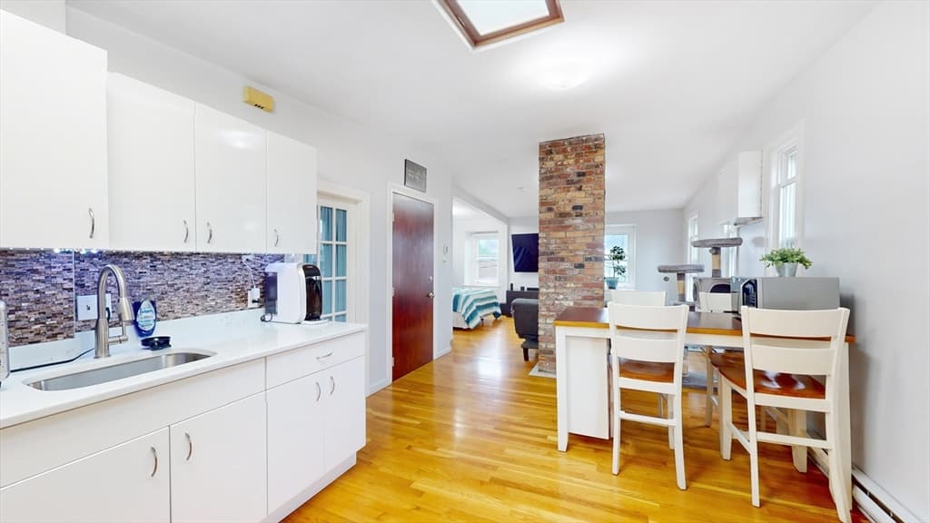 17 Pembroke St #3 photo 3