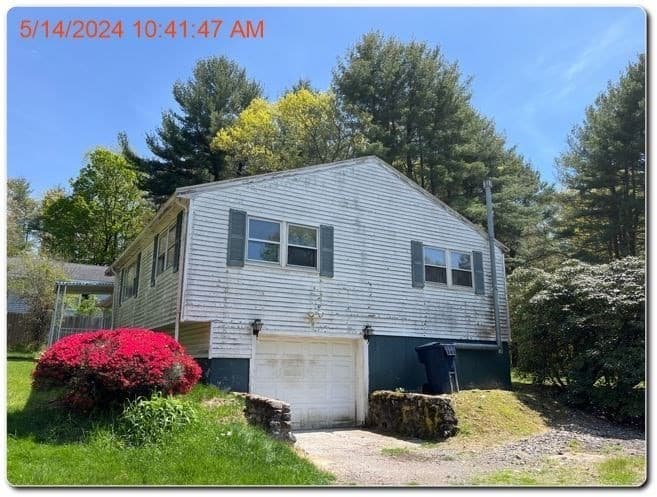2 Stevens Ave photo 5