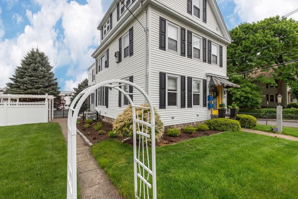 25 Highland St #1 photo 2