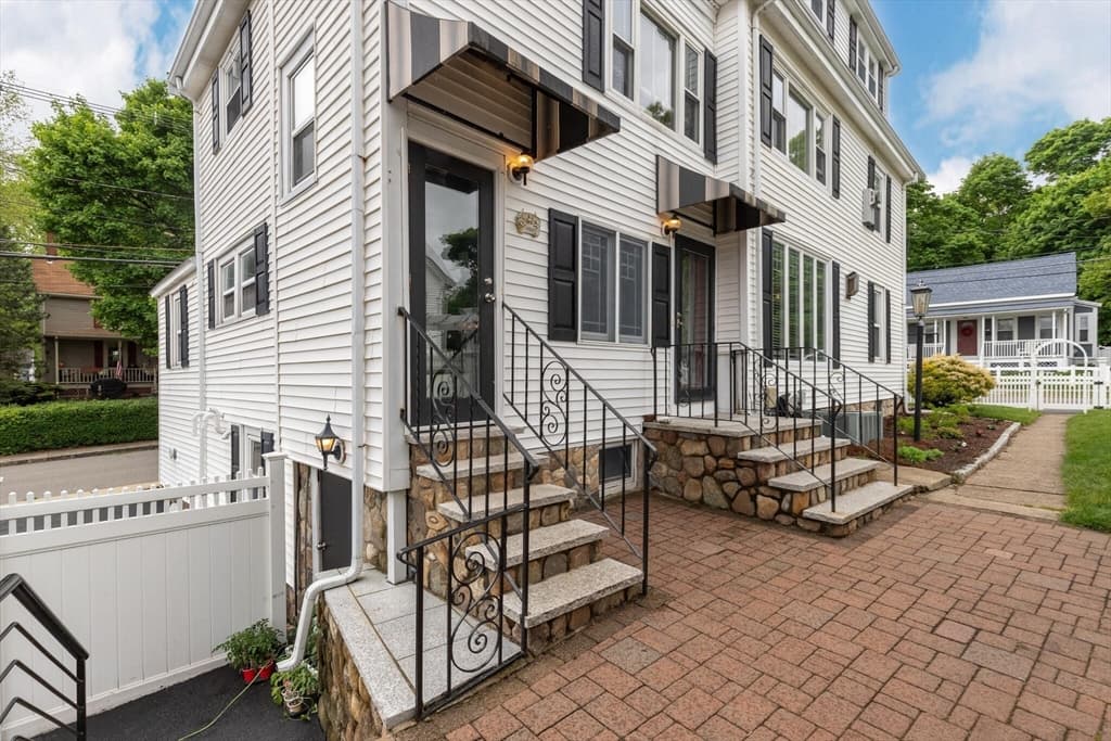 25 Highland St #1 photo 5