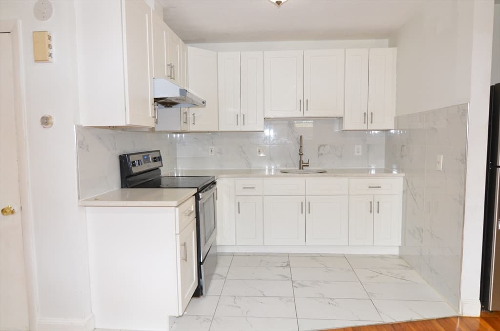 361 Charles St #0