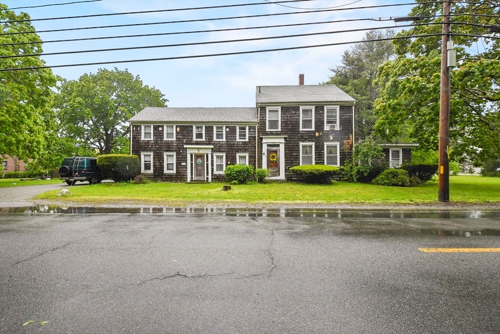 1209 Main Street
