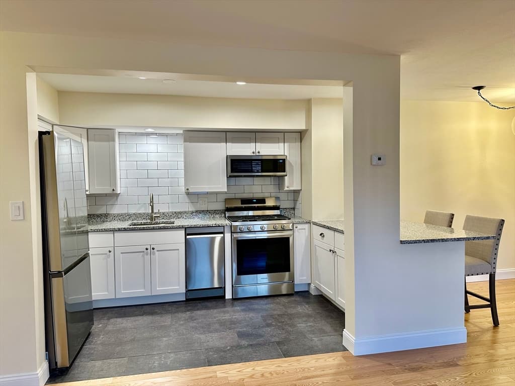 12 Longwood Drive #2 photo 3