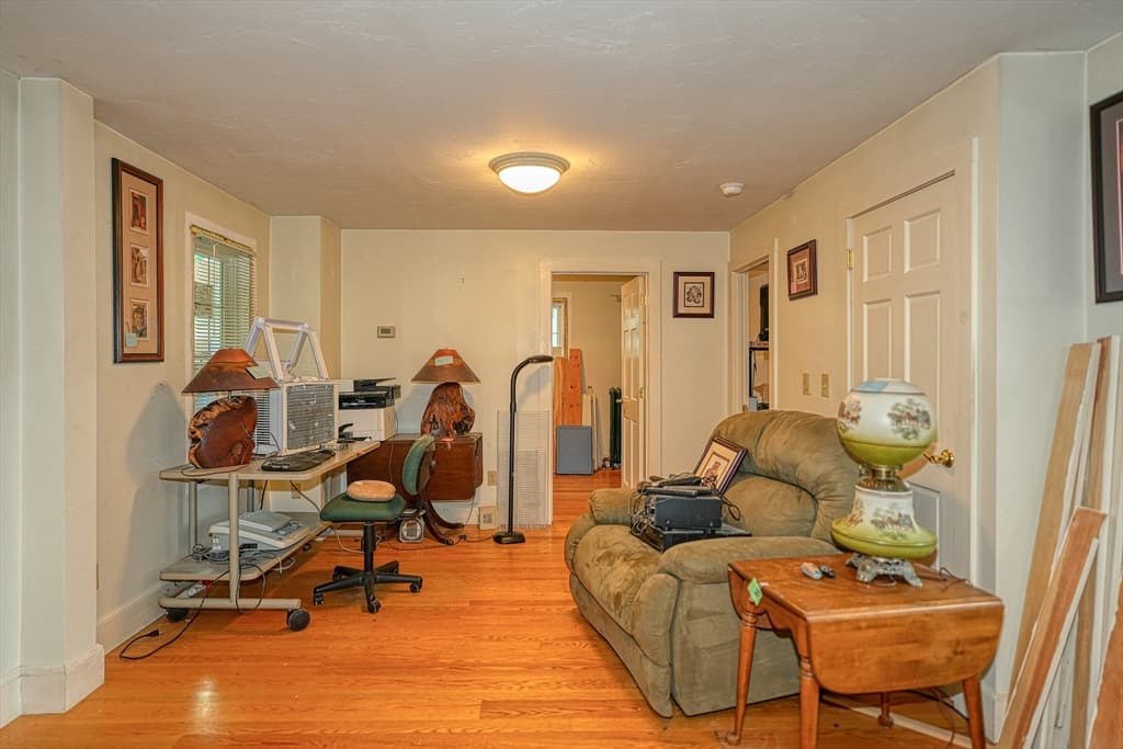 14 Brooks St photo 3