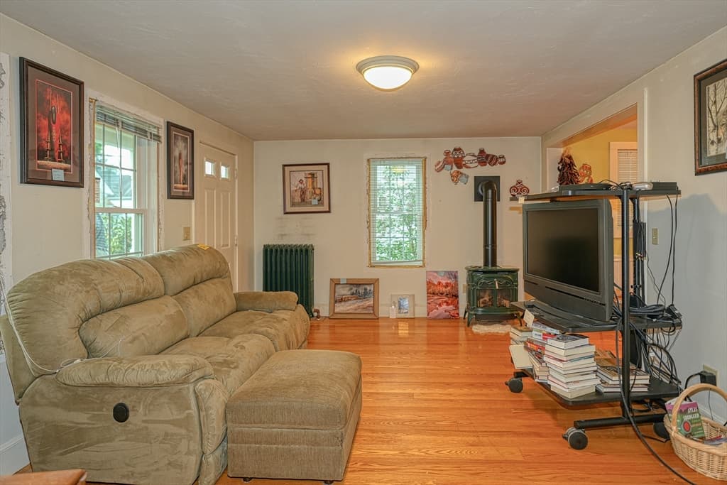 14 Brooks St photo 5