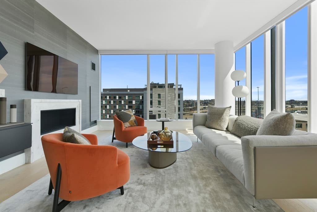 380 Harrison Ave #1108 photo 2