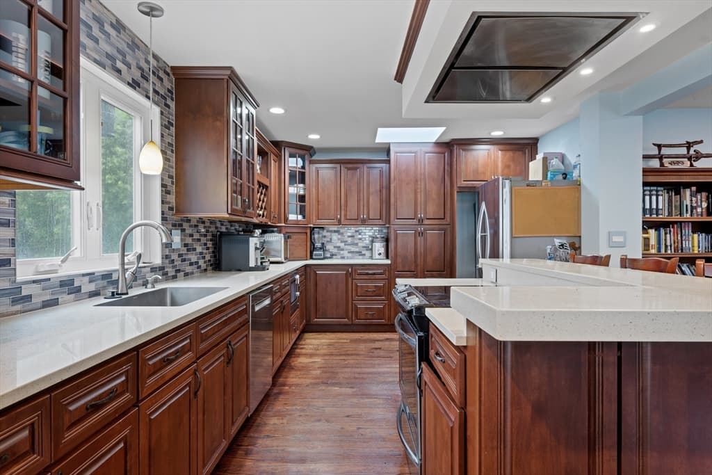 28 Collamore St #28