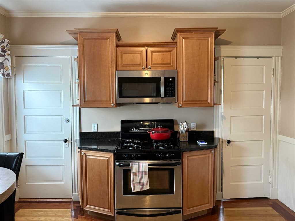 40 Mckone St #2 photo 2