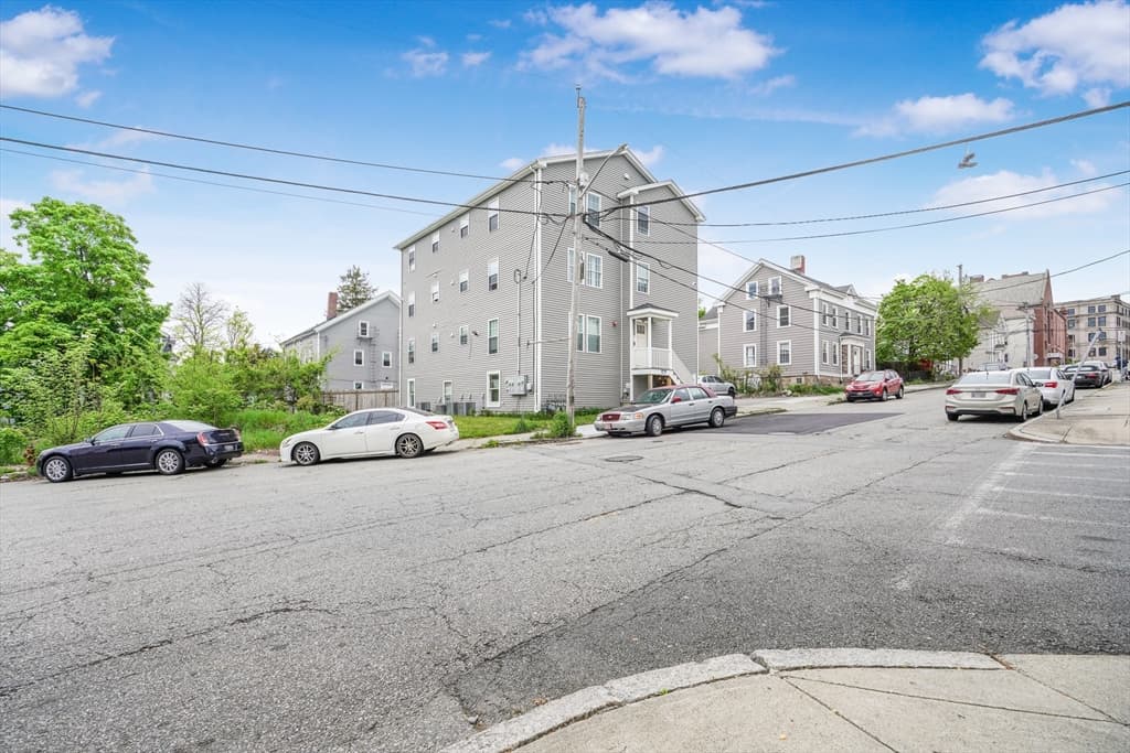 102 Pine Street #3