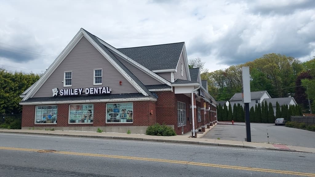 1141 Bridge Street photo 2