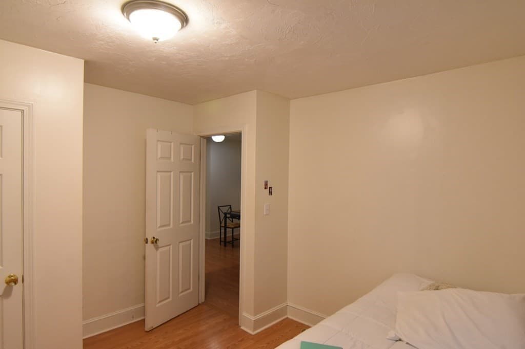 3 Saxton Street #1 photo 4