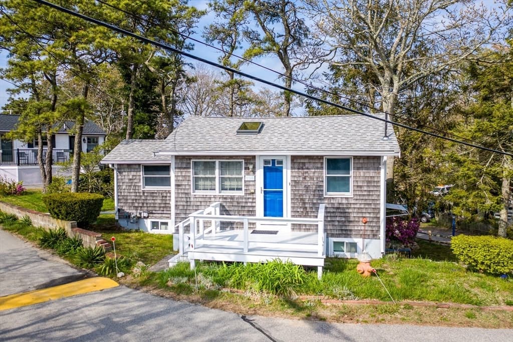 11 Windy Rd #11