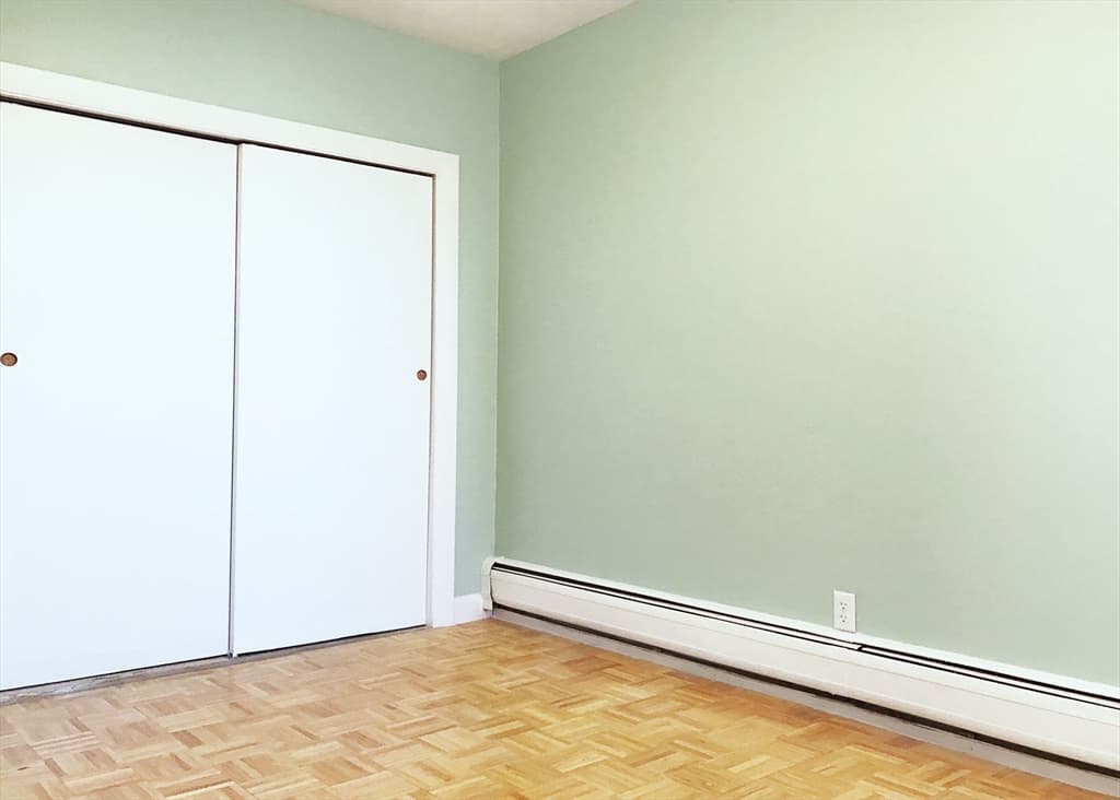 131 Orleans #2F photo 4