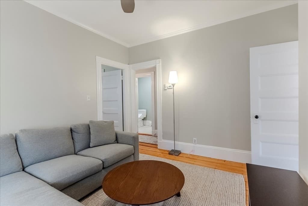 11 Hurd Rd #2 photo 5