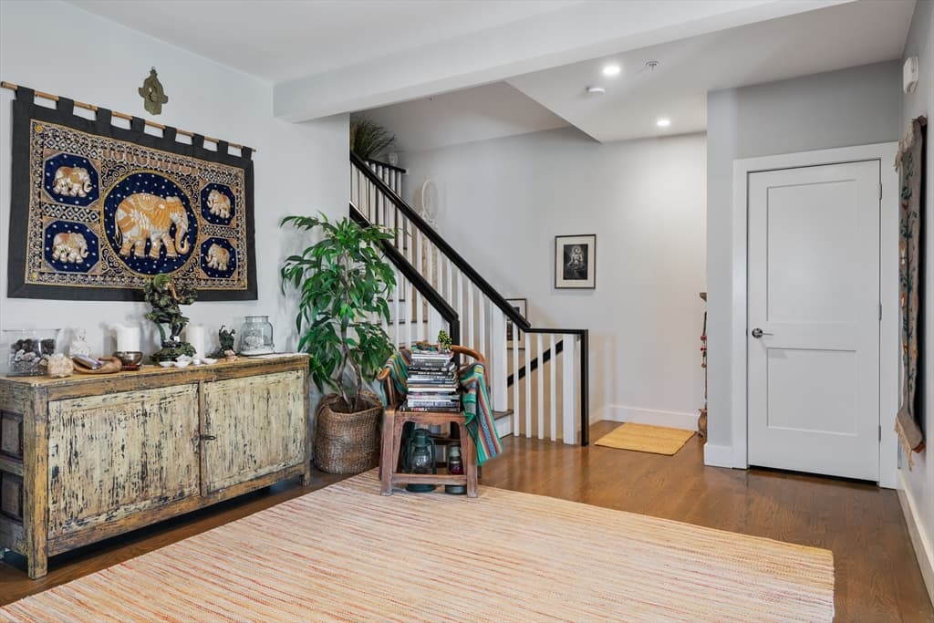 84 Romsey St #3 photo 3