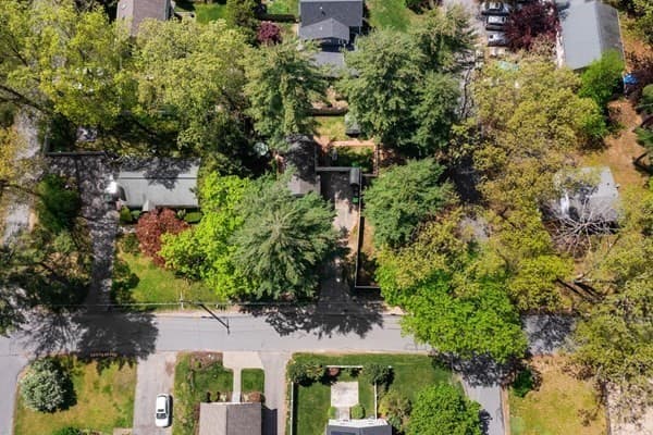 15 Great Lake Drive
